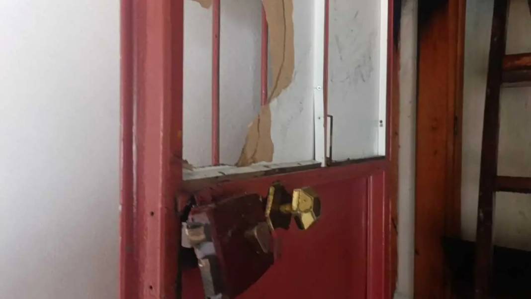 Manavgat’ta Alevler Arasında Kalan 3 Çocuk İçin Film Gibi Operasyon! 5